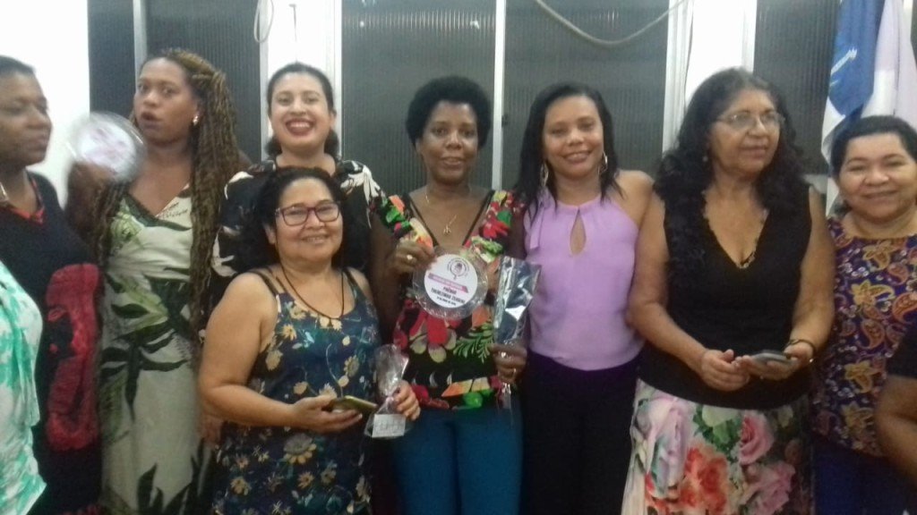Maria Izabel Monteiro recebe Prêmio Therezinha Zerbini