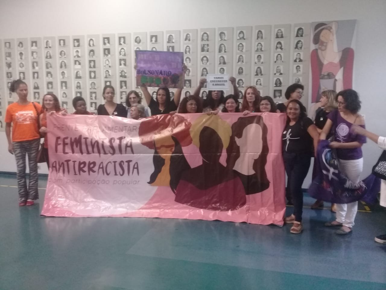 FENATRAD participa de lançamento da Exposição ‘Lugar de Mulher é na Tribuna”