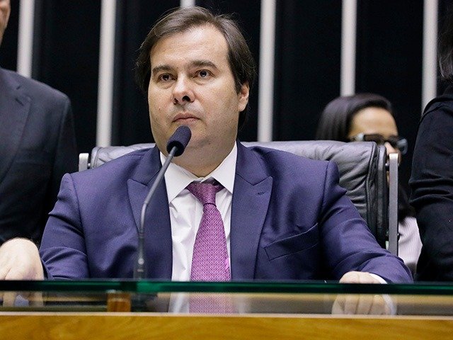 Diretores da FENATRAD se reúnem com Rodrigo Maia