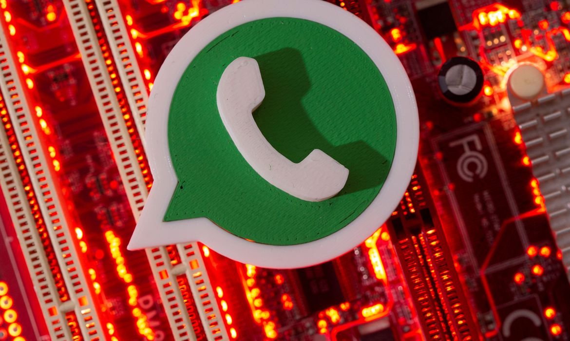 Justiça dá ganho de causa a trabalhadora doméstica que foi demitida pelo WhatsApp