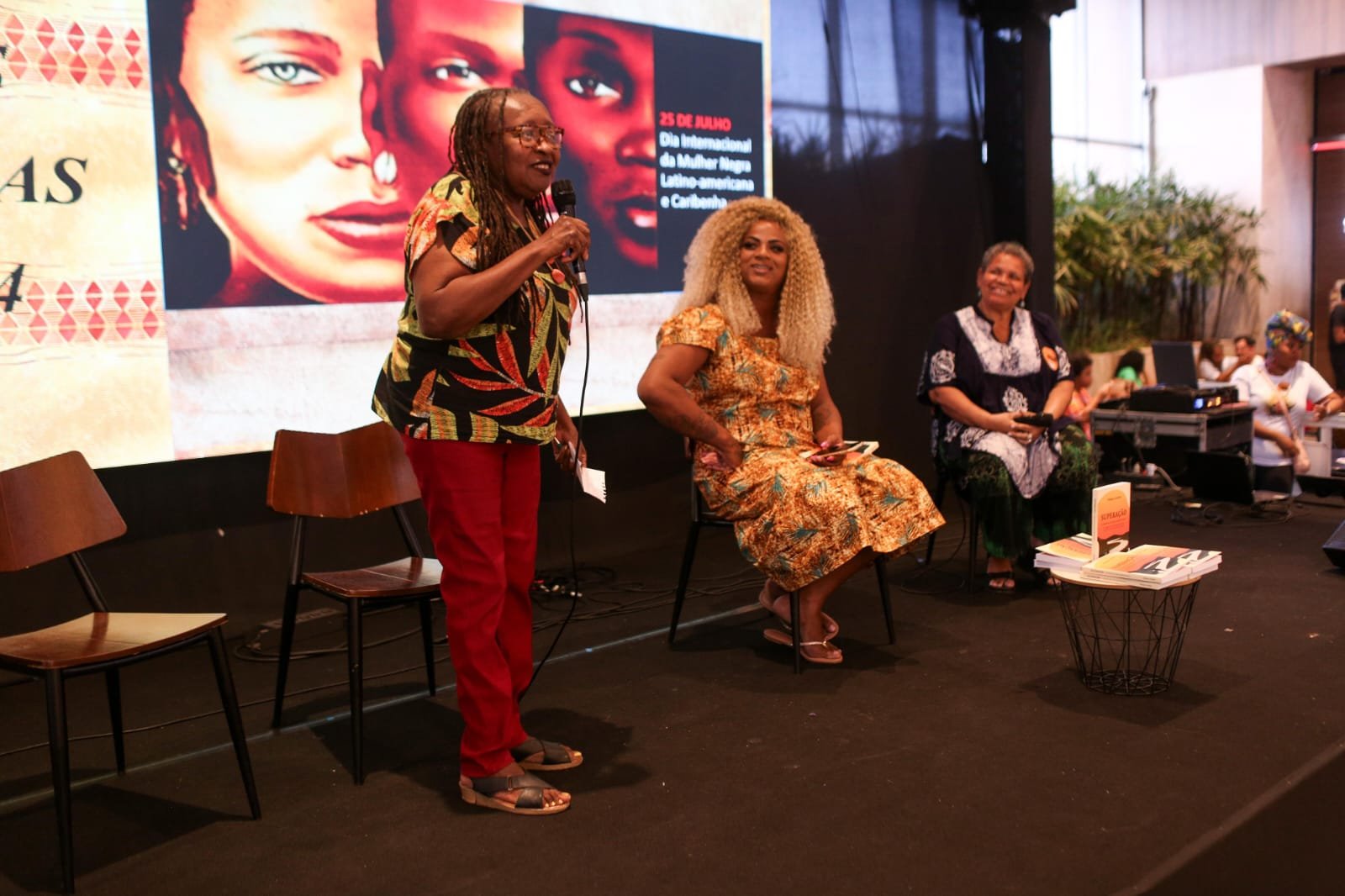 Julho das Pretas: Creuza Oliveira participa de roda de conversa sobre “A mulher negra e o desafio cotidiano frente à violência urbana”