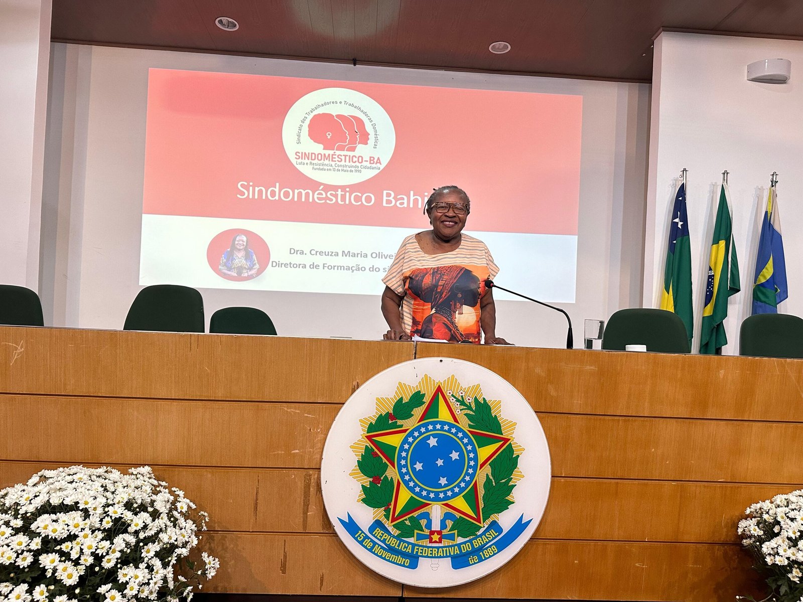 Creuza Oliveira participa de Seminário “Trabalho Escravo Contemporâneo e Tráfico de Pessoas: Ações de Enfrentamento”